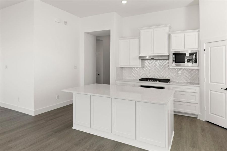 Furnished interior view inside a new home in Edgewood Creek, Celina (Image 11). Furnished interior view inside a new home in Edgewood Creek, Celina (Image 11).