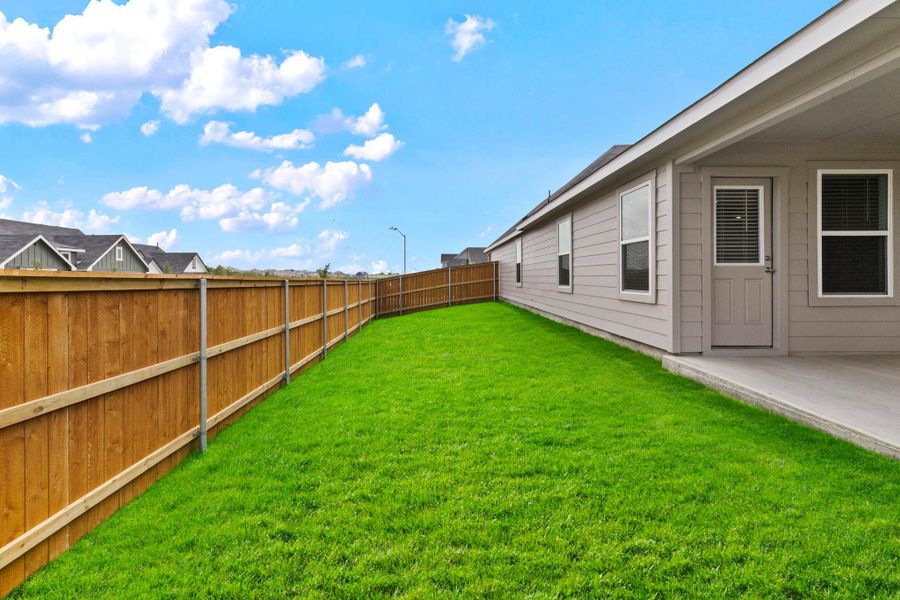 Exterior details and patio area of a home in , San Marcos (Image 18).