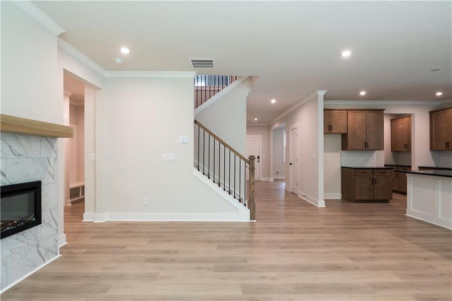 Spacious, unfurnished interior of a new home in Cambridge at Steels Bridge: Steels Bridge, Canton (Image 59).