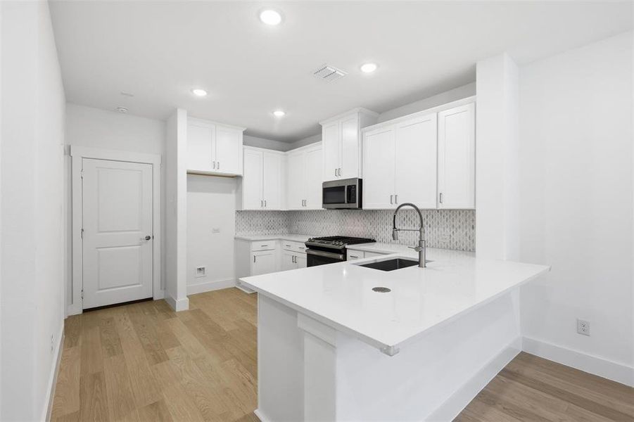 Furnished interior view inside a new home in , Arlington (Image 11).