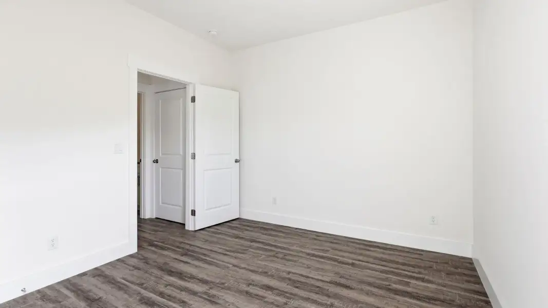 Spacious, unfurnished interior of a new home in Fieldcrest Acres, Blountville (Image 23). Spacious, unfurnished interior of a new home in Fieldcrest Acres, Blountville (Image 23).