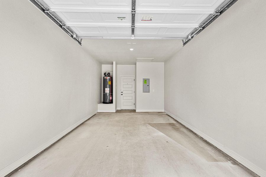 Spacious, unfurnished interior of a new home in , Killeen (Image 20). Spacious, unfurnished interior of a new home in , Killeen (Image 20).