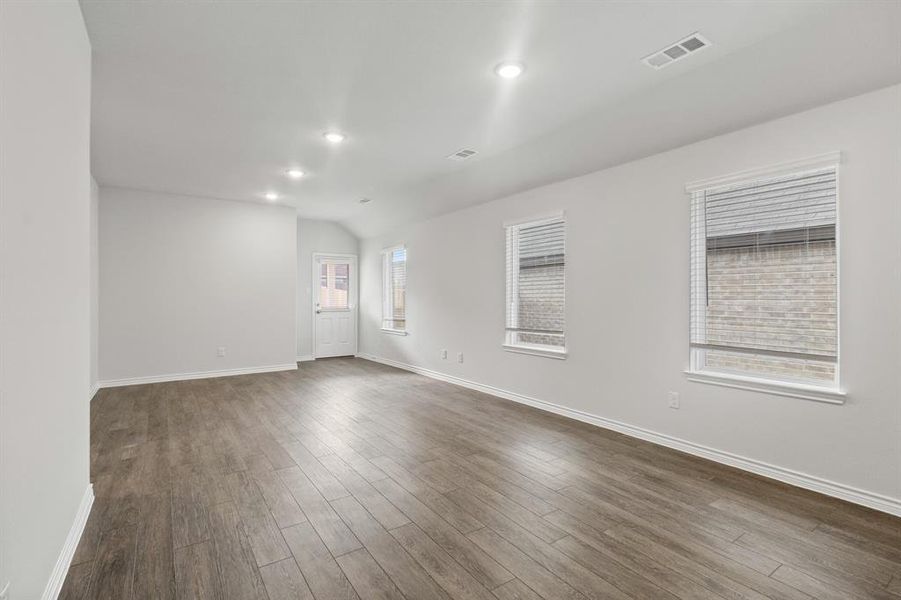 Spacious, unfurnished interior of a new home in Christian Meadows, Ennis (Image 11). Spacious, unfurnished interior of a new home in Christian Meadows, Ennis (Image 11).