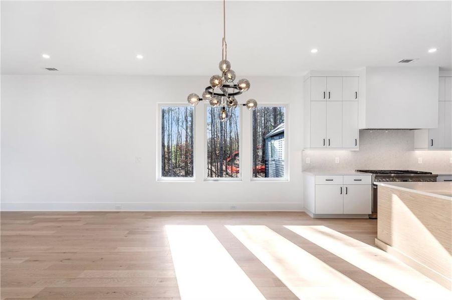 Spacious, unfurnished interior of a new home in Aster, Roswell (Image 49).