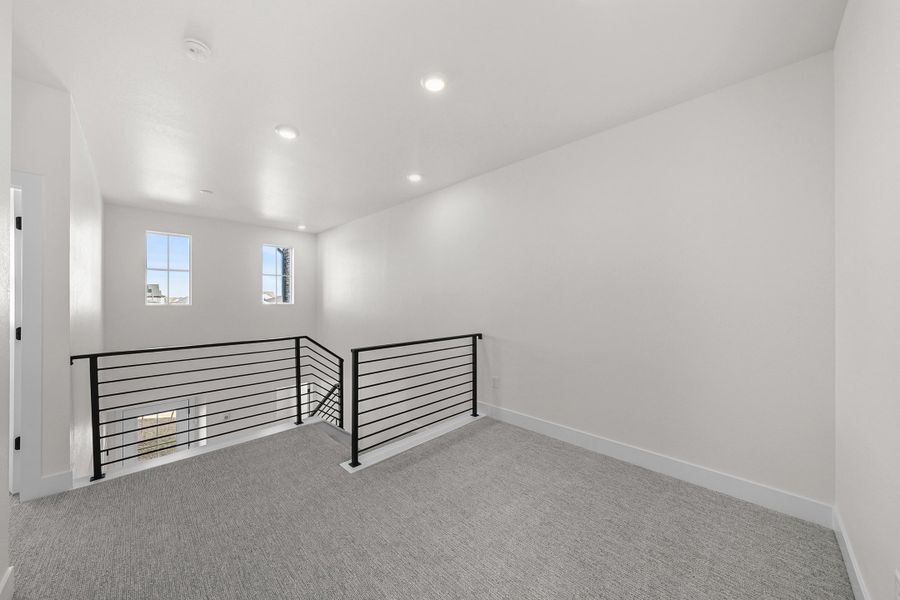 Spacious, unfurnished interior of a new home in Trumark Homes at Sterling Ranch, Littleton (Image 22).