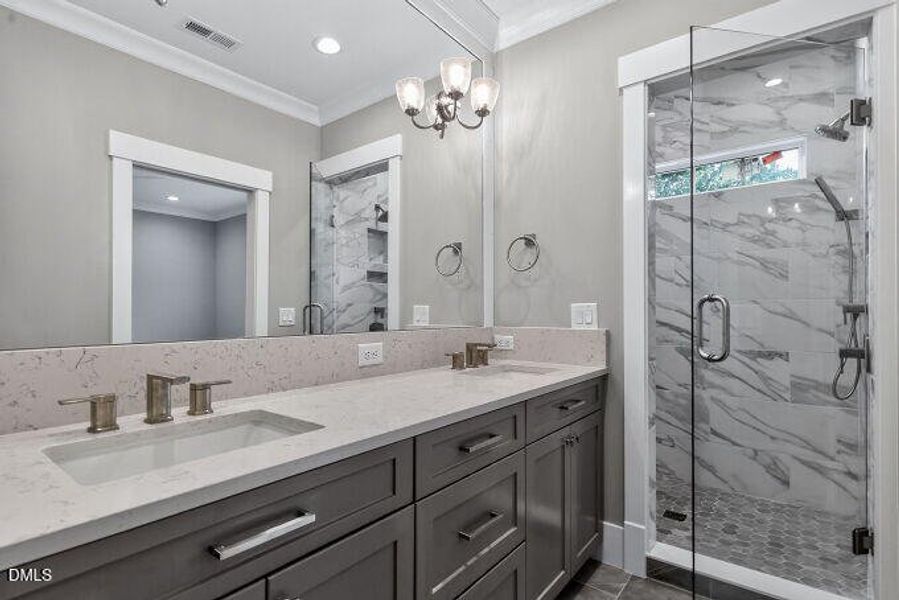 033-680x453-primary-bath