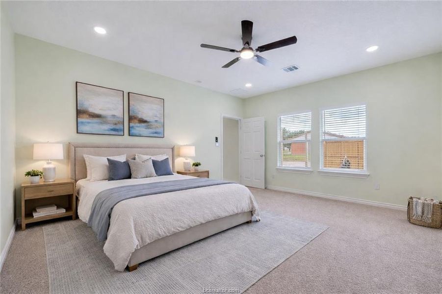 Furnished interior view inside a new home in , Bryan (Image 8).