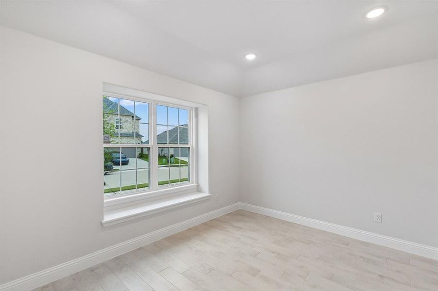 Spacious, unfurnished interior of a new home in Sicily, Princeton (Image 15).