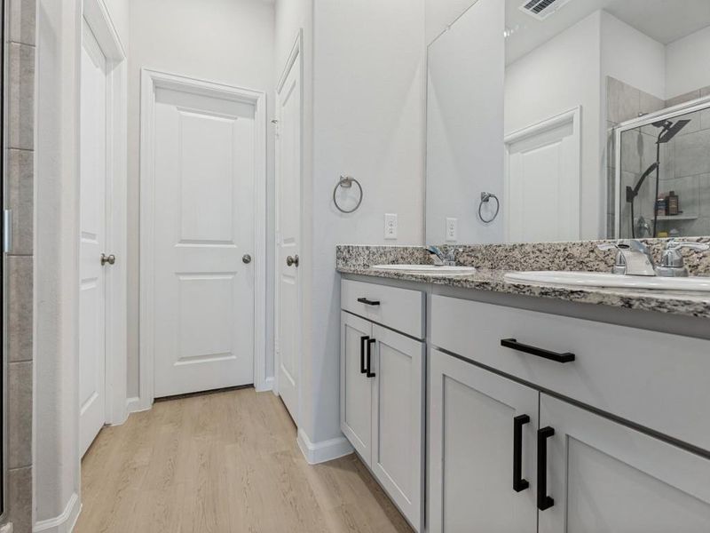 Furnished interior view inside a new home in , Conroe (Image 14).