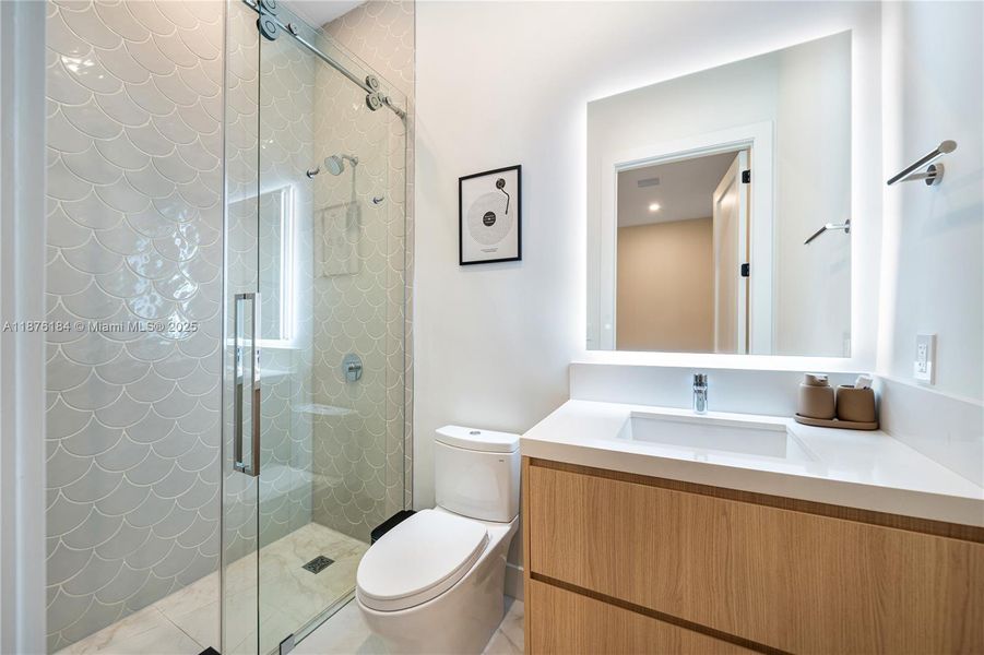 Furnished interior view inside a new home in , Pinecrest (Image 54). Furnished interior view inside a new home in , Pinecrest (Image 54).