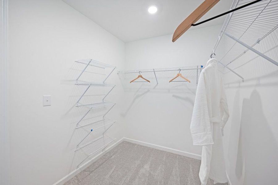 Spacious, unfurnished interior of a new home in Falls Creek, Flowery Branch (Image 25). Spacious, unfurnished interior of a new home in Falls Creek, Flowery Branch (Image 25).