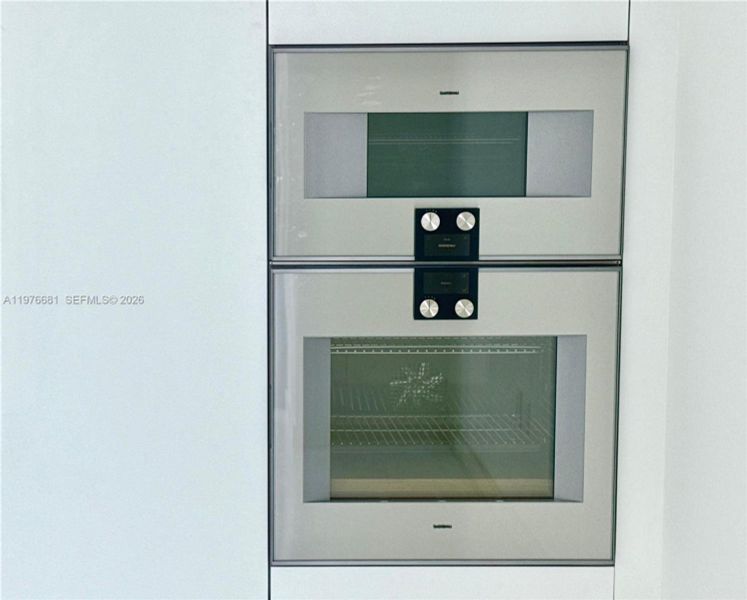 Sample of building materials used in homes in Aston Martin Residences, Miami (Image 7).