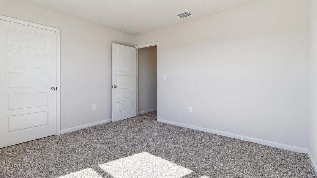Spacious, unfurnished interior of a new home in Wesley Park, Crawfordville (Image 33).