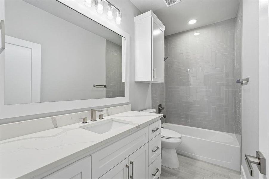 Furnished interior view inside a new home in , Corsicana (Image 8). Furnished interior view inside a new home in , Corsicana (Image 8).