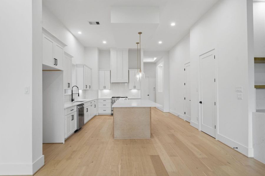 Furnished interior view inside a new home in , Houston (Image 12).