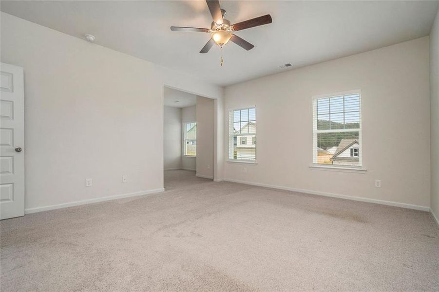 Spacious, unfurnished interior of a new home in , Cartersville (Image 13).