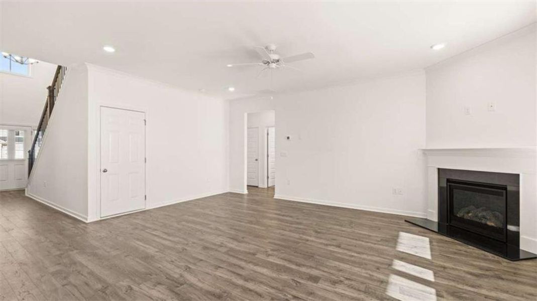 Spacious, unfurnished interior of a new home in Water Oak Estates, Lawrenceville (Image 28).