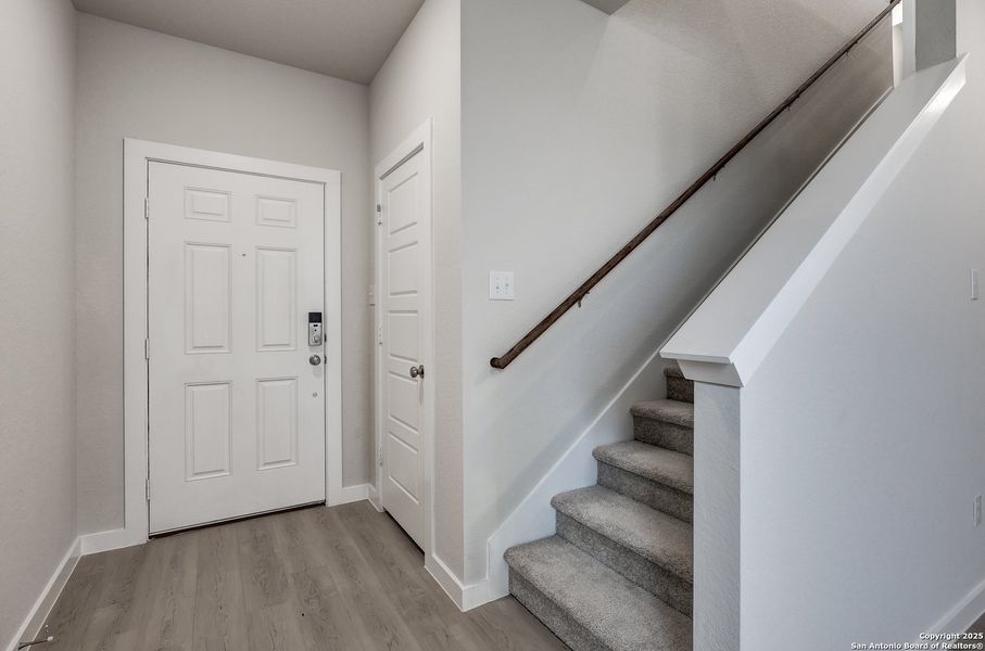 Spacious, unfurnished interior of a new home in Park Place, New Braunfels (Image 15). Spacious, unfurnished interior of a new home in Park Place, New Braunfels (Image 15).