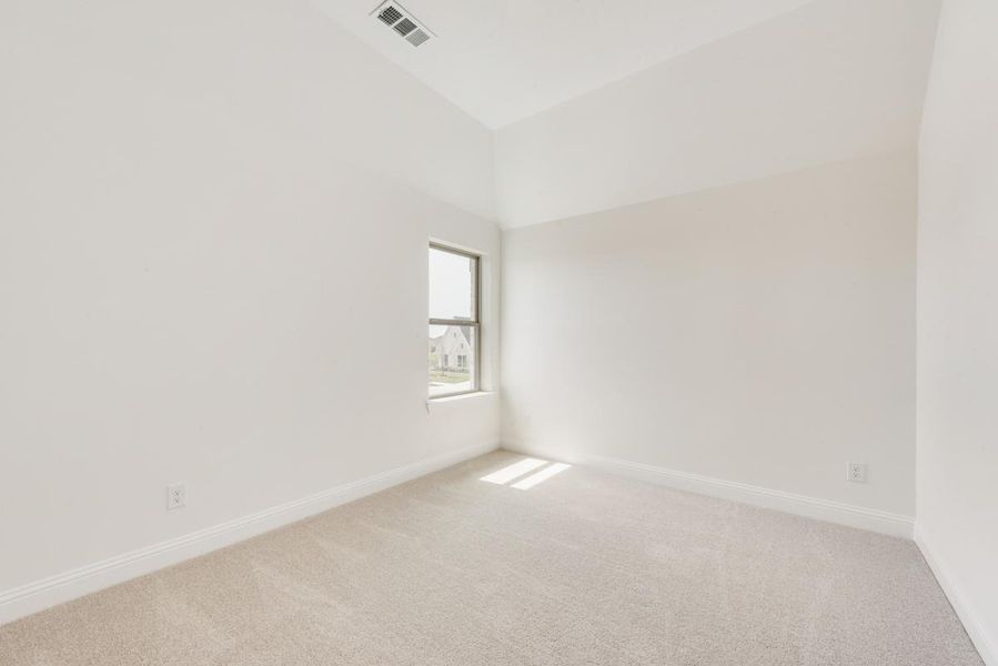 Spacious, unfurnished interior of a new home in Park Trails, Forney (Image 28). Spacious, unfurnished interior of a new home in Park Trails, Forney (Image 28).
