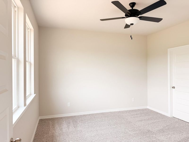 Spacious, unfurnished interior of a new home in , Jewett (Image 13).