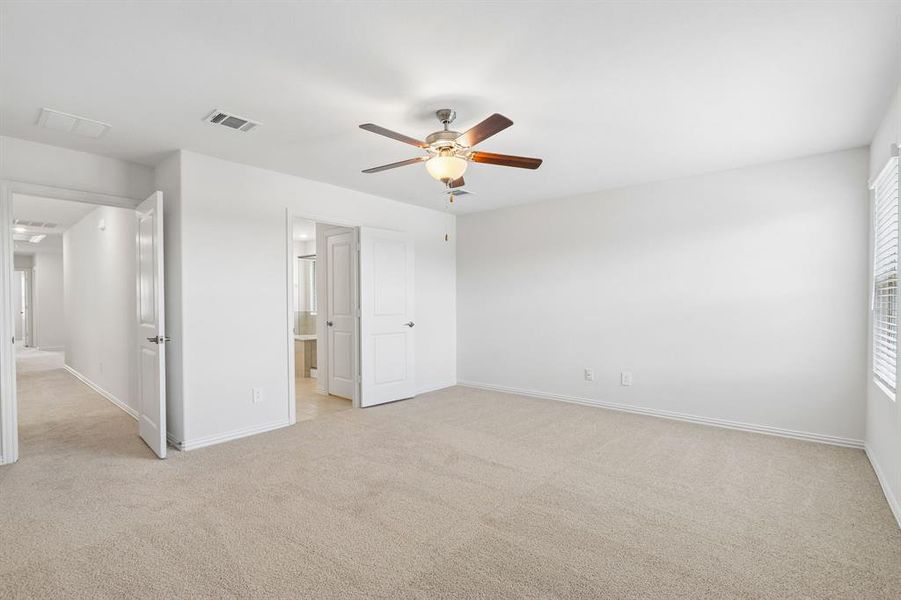 Spacious, unfurnished interior of a new home in Oak Ridge Park, Corinth (Image 34).