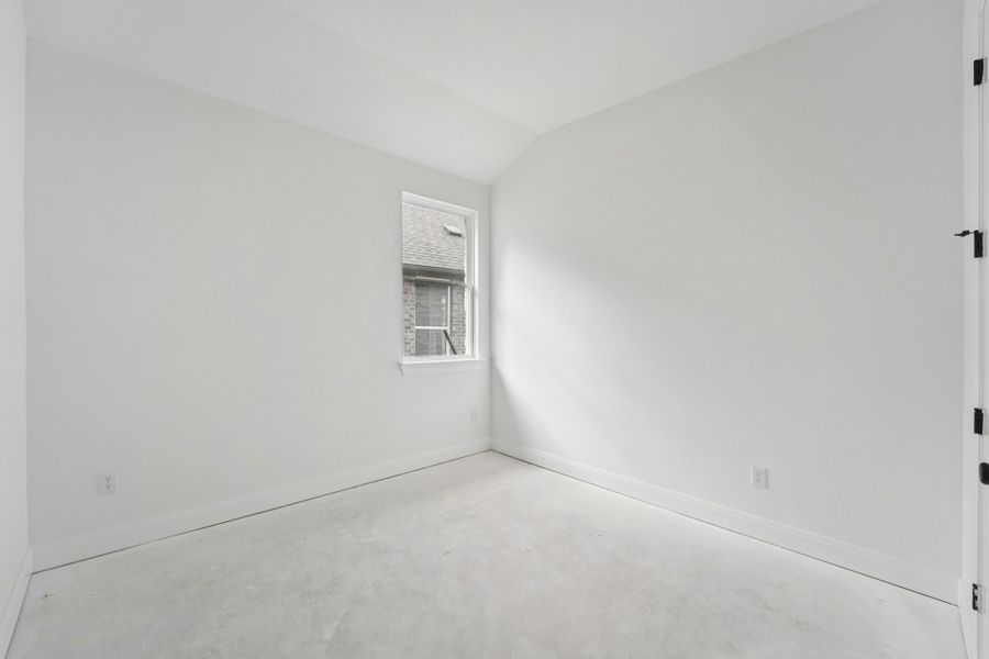 Spacious, unfurnished interior of a new home in Persimmon, Buda (Image 18). Spacious, unfurnished interior of a new home in Persimmon, Buda (Image 18).