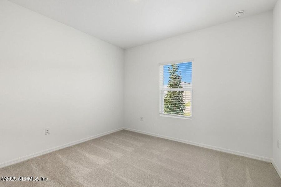Spacious, unfurnished interior of a new home in Coopers Meadow, Jacksonville (Image 13).