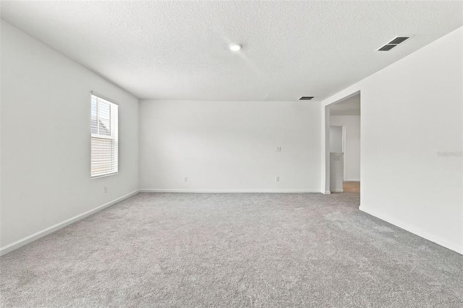 Spacious, unfurnished interior of a new home in Dunns Crossing, Jacksonville (Image 22). Spacious, unfurnished interior of a new home in Dunns Crossing, Jacksonville (Image 22).