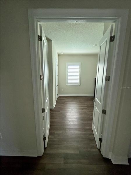 Spacious, unfurnished interior of a new home in , Orlando (Image 22).