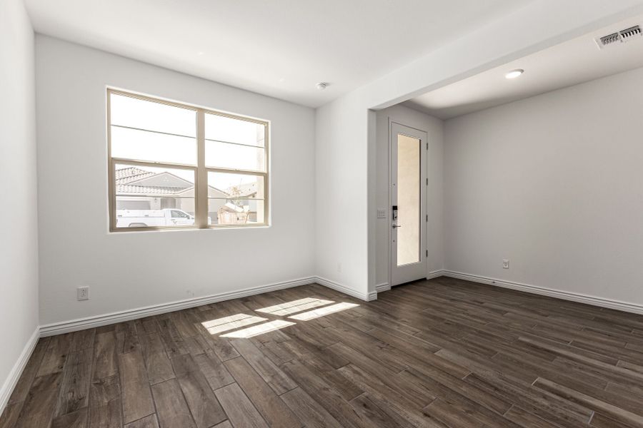 Spacious, unfurnished interior of a new home in Miravida, Surprise (Image 10). Spacious, unfurnished interior of a new home in Miravida, Surprise (Image 10).