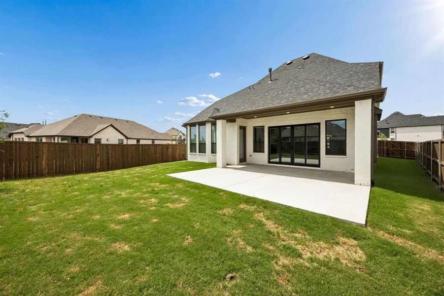 Exterior details and patio area of a home in , Fort Worth (Image 4).