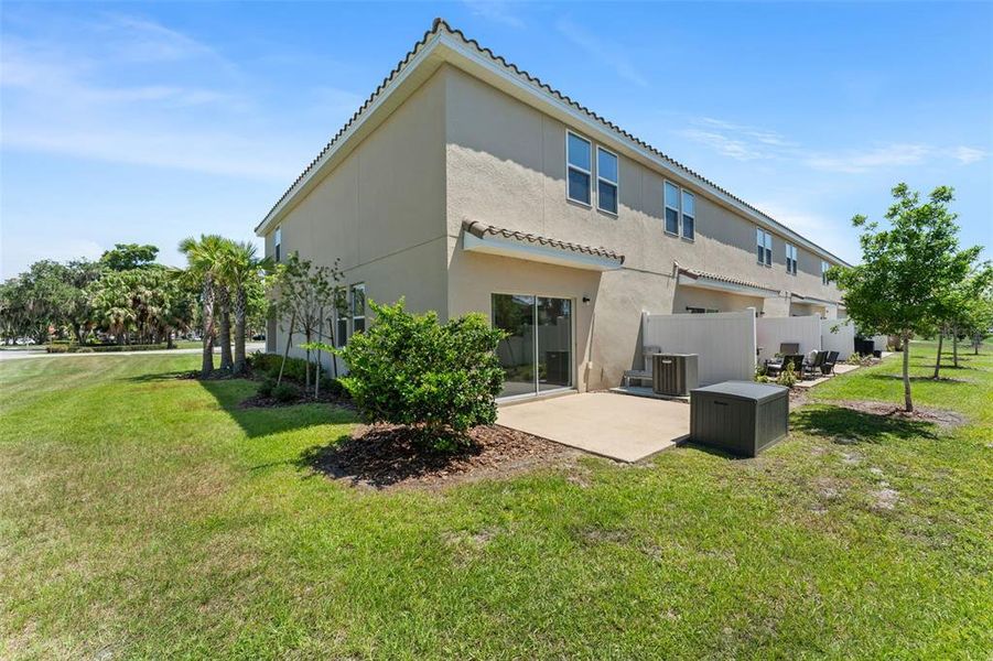 Exterior details and patio area of a home in , Kissimmee (Image 2). Exterior details and patio area of a home in , Kissimmee (Image 2).