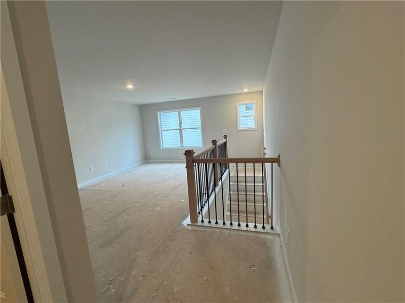 Image 33 of a home in Rosewood Lake Preserve.