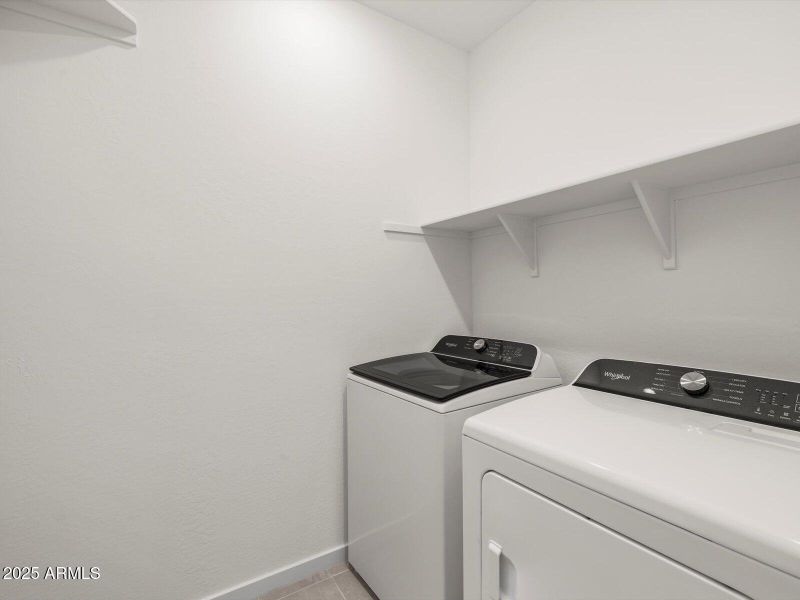 Included Washer & Dryer Included Washer & Dryer