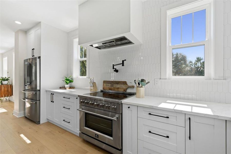 Furnished interior view inside a new home in , St. Petersburg (Image 44). Furnished interior view inside a new home in , St. Petersburg (Image 44).