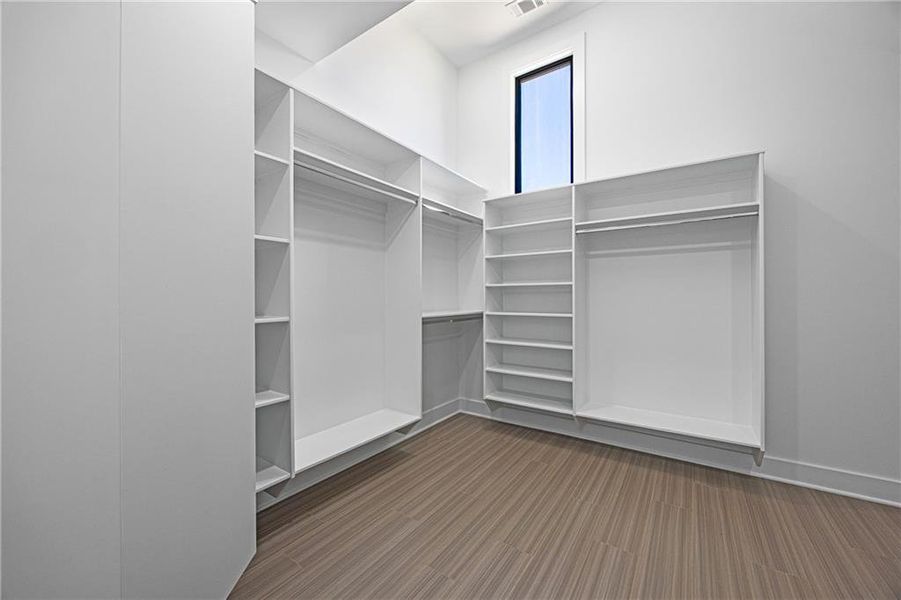 Spacious, unfurnished interior of a new home in , Auburn (Image 38).