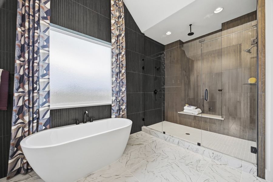 Representative furnished interior of a home built from the Lancaster by Windsor Homes in Ridge Pointe Estates, McLendon-Chisholm (Image 25).