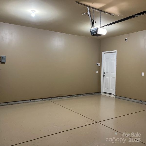 Spacious, unfurnished interior of a new home in , Charlotte (Image 21).