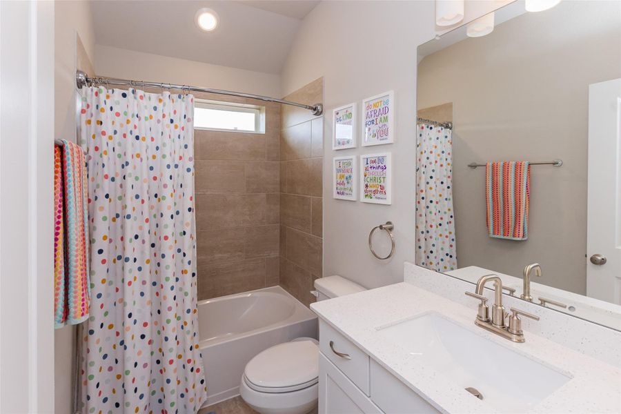 Furnished interior view inside a new home in , Tomball (Image 30).