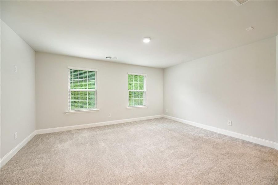 Spacious, unfurnished interior of a new home in Sierra Creek, Hoschton (Image 22). Spacious, unfurnished interior of a new home in Sierra Creek, Hoschton (Image 22).