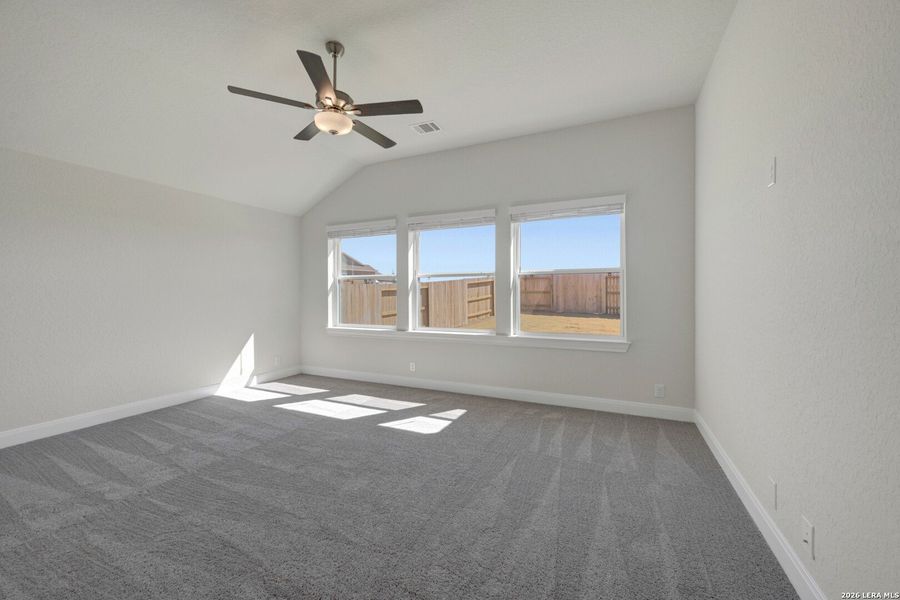 Spacious, unfurnished interior of a new home in , New Braunfels (Image 13).