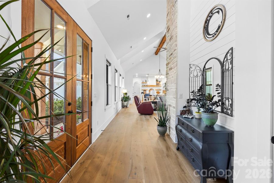 Open Entryway