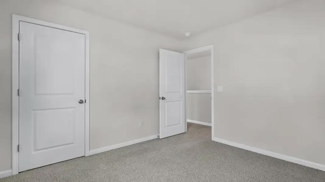 Spacious, unfurnished interior of a new home in Martin Farms, Aberdeen (Image 29).