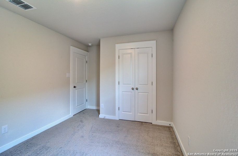 Spacious, unfurnished interior of a new home in Westridge - Landmark, San Antonio (Image 8).