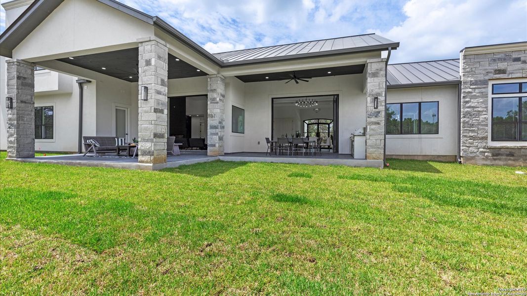Exterior details and patio area of a home in , San Antonio (Image 26).