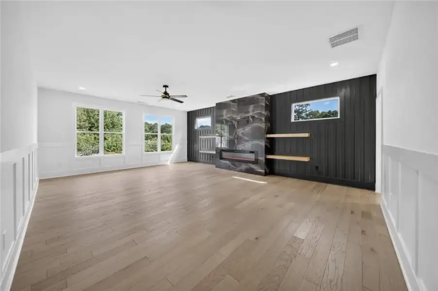 Spacious, unfurnished interior of a new home in , Loganville (Image 23).