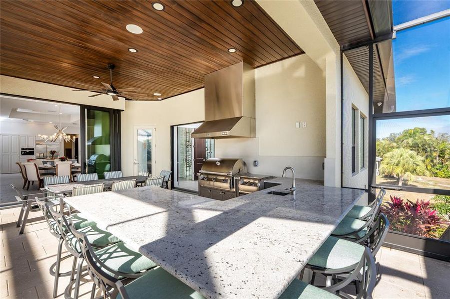 Exterior details and patio area of a home in , Port Charlotte (Image 30).