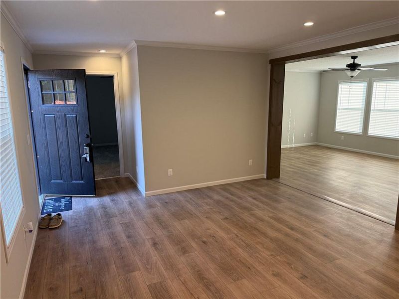 Spacious, unfurnished interior of a new home in , Clarkesville (Image 11).