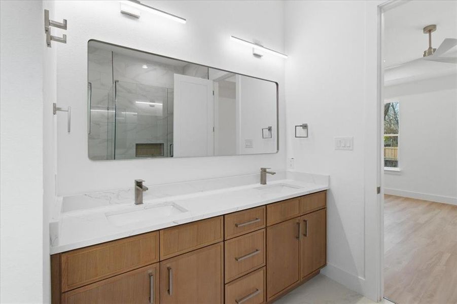 Furnished interior view inside a new home in , Dallas (Image 16).