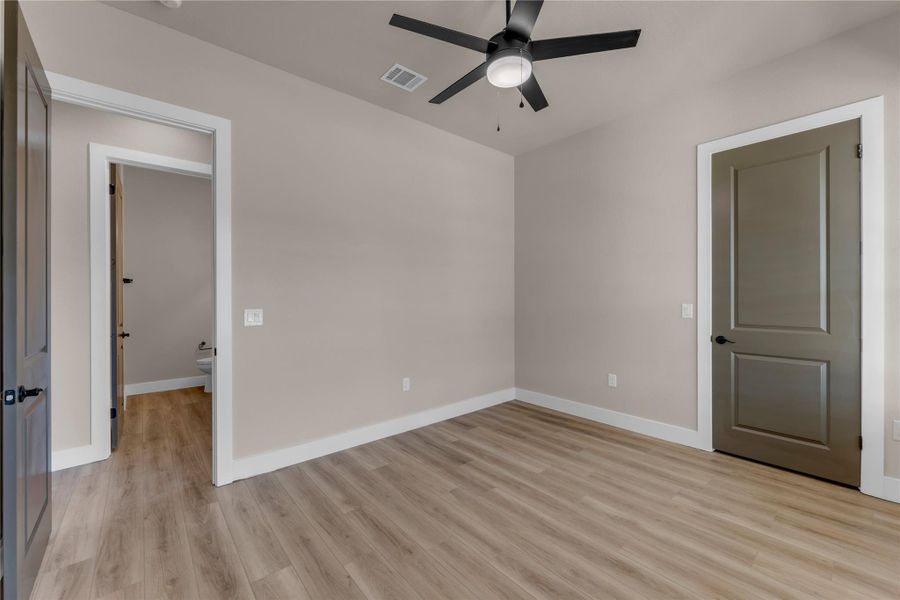 Spacious, unfurnished interior of a new home in , Burnet (Image 32). Spacious, unfurnished interior of a new home in , Burnet (Image 32).